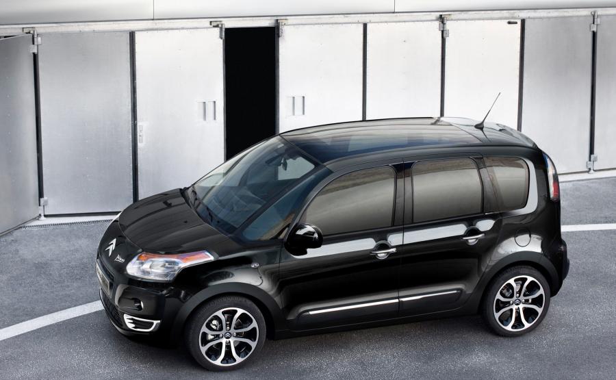  Citroen C3 Picasso 2009 года  (фото 151 из 242)